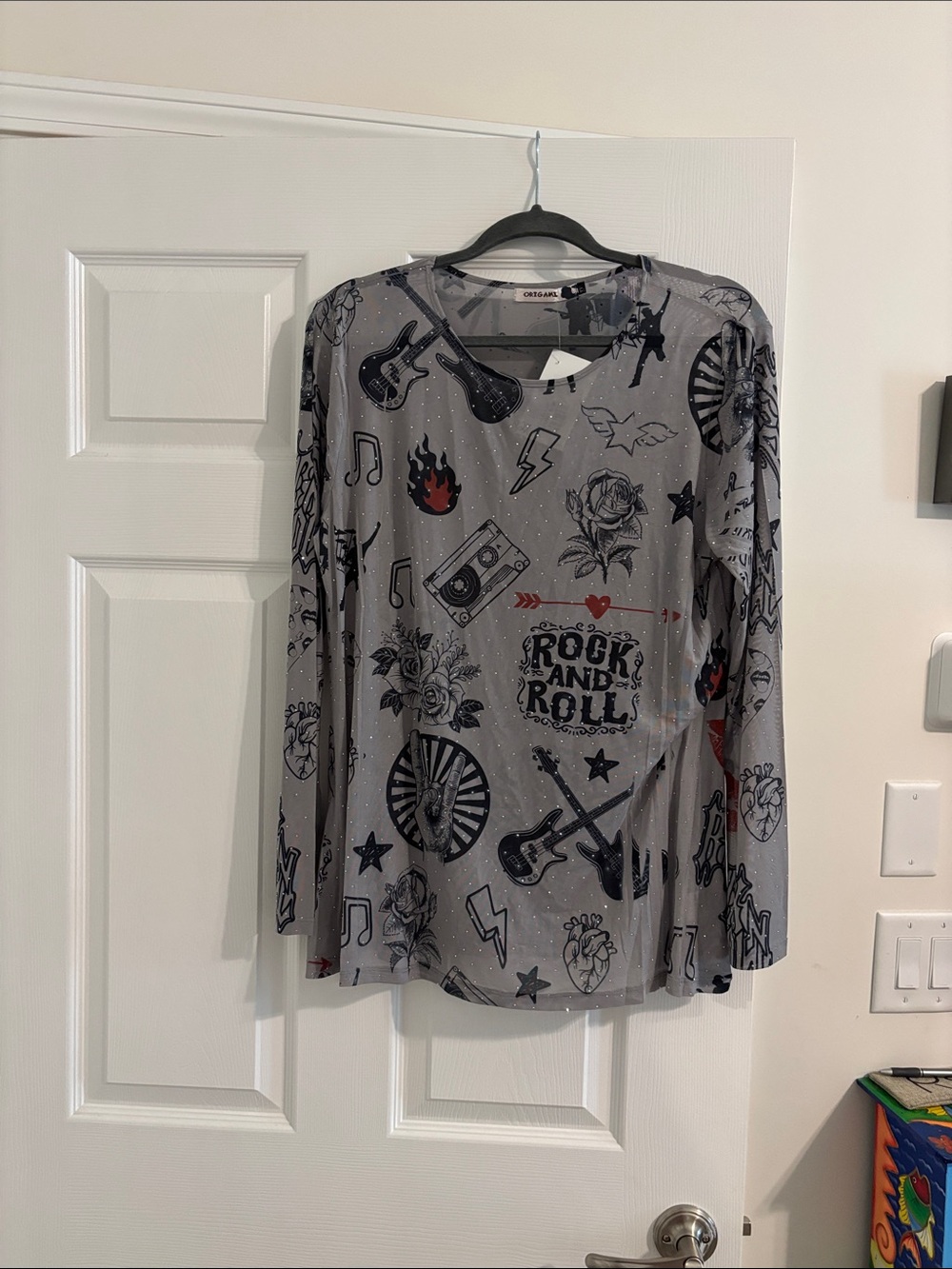 Rock and Roll Graphic Long Sleeve Top - Gray